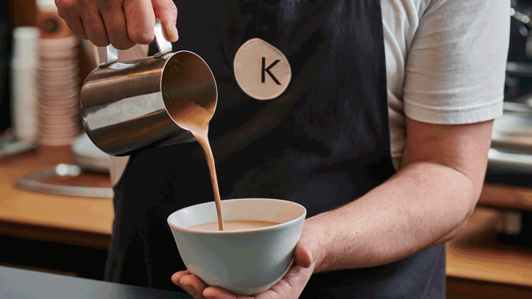 Knoops plots international expansion