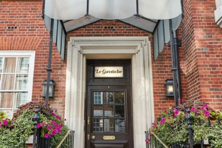 Le Gavroche auction exceeds £2m 